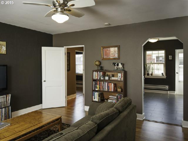 2601 Northwest Raleigh Street, Unit 12 Portland, OR 97210 - Photo 11 of 15 Gallery Image 11