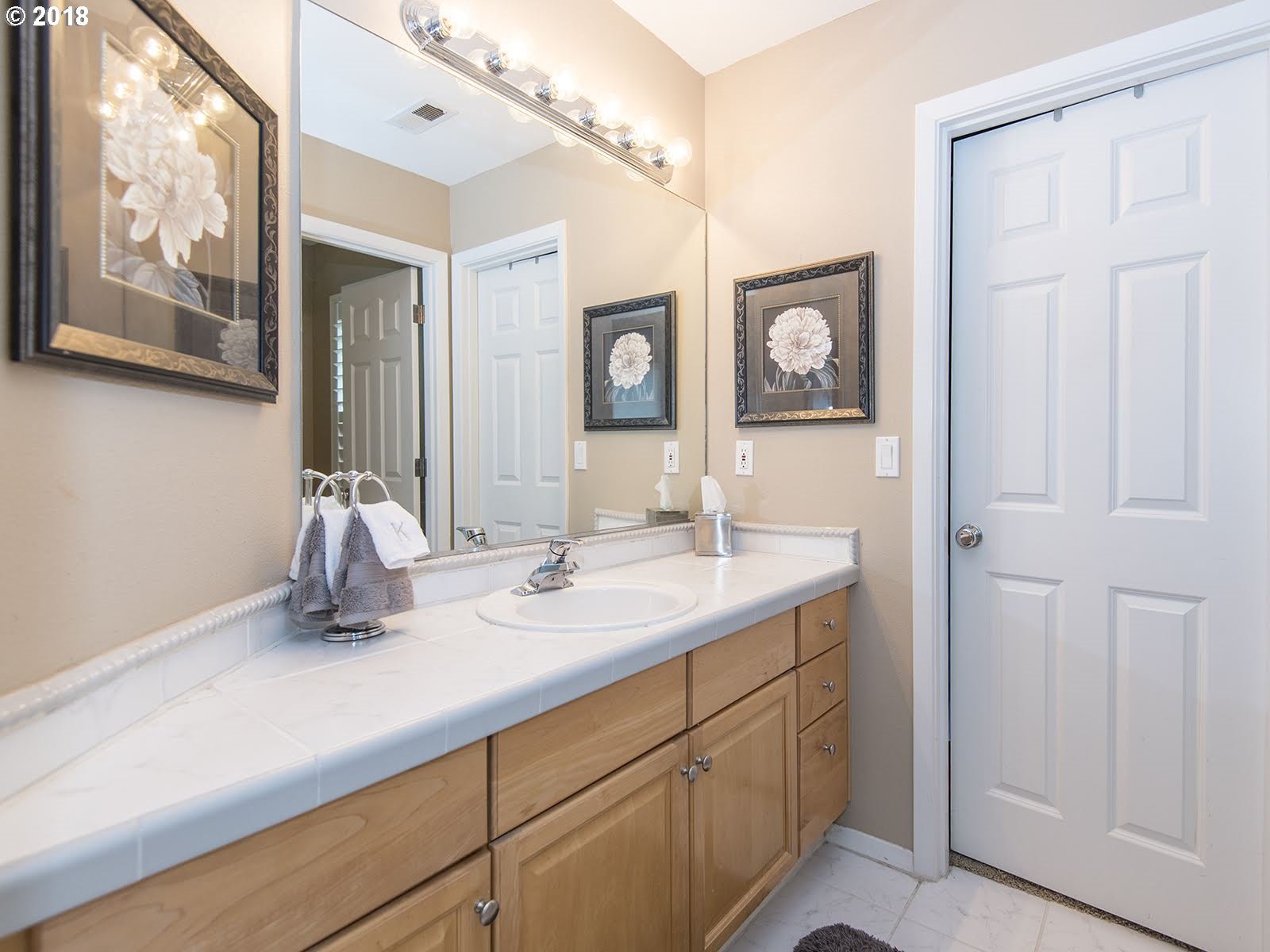 20783 Northeast Rockspring Street Beaverton, OR 97006 - Photo 16 of 31 Gallery Image 16