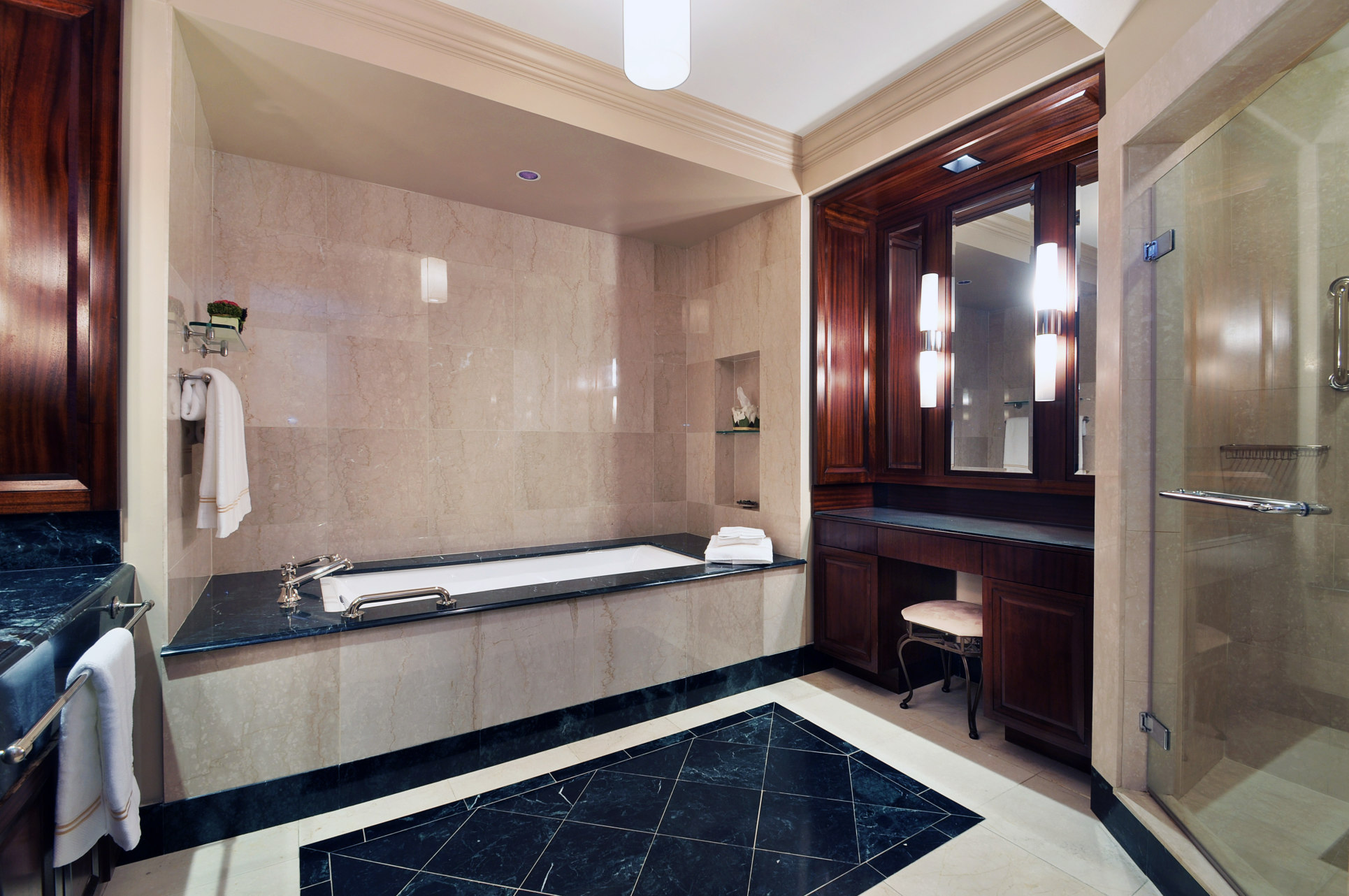 55 Wall Street, Unit 727 New York, NY 10005 - Photo 3 of 5