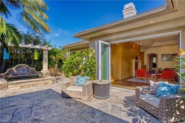 $1,950,000 | 493 Flower Street, Costa Mesa, CA 92627