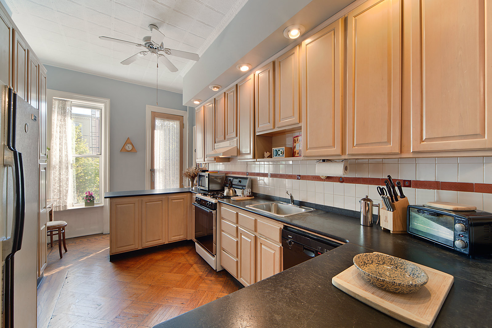 532 8th Street Brooklyn, NY 11215 - Photo 3 of 6