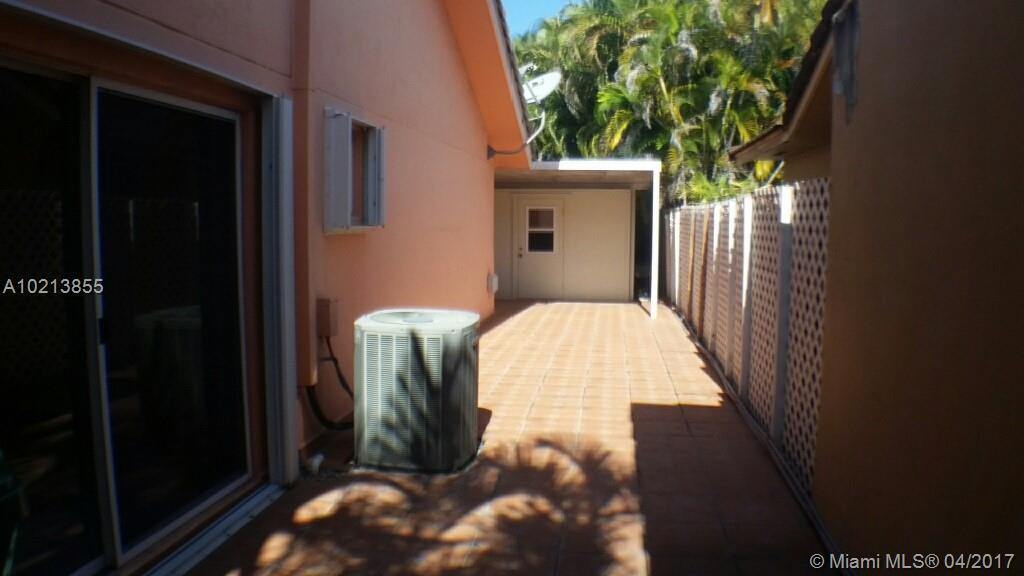 14241 Southwest 49th Street Miami, FL 33175 - Photo 18 of 19