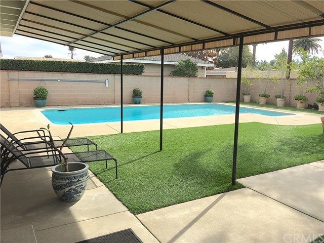 $1,271,500 | 325 Costa Mesa Street, Costa Mesa, CA 92627