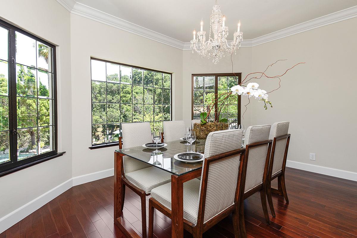 760 Darrell Road Hillsborough, CA 94010 - Photo 17 of 98