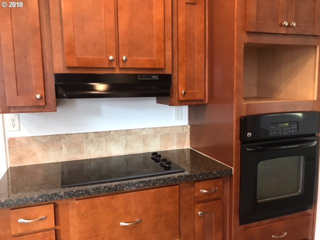 12 Van Camp Road Carson, WA 98610 - Photo 5 of 26 Gallery Image 5