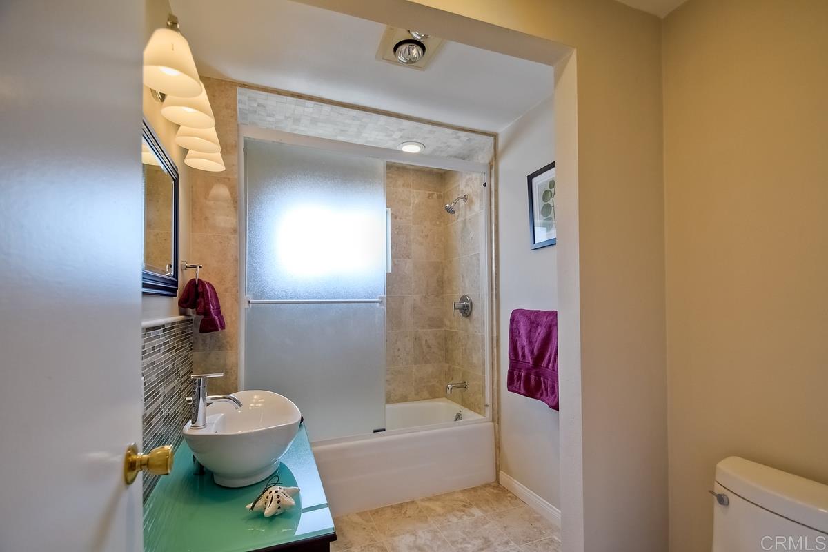 883 Capri Road Encinitas, CA 92024 - Photo 15 of 25