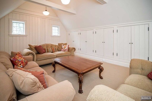 224 Crest Road Ridgewood, NJ 07450 - Photo 17 of 25