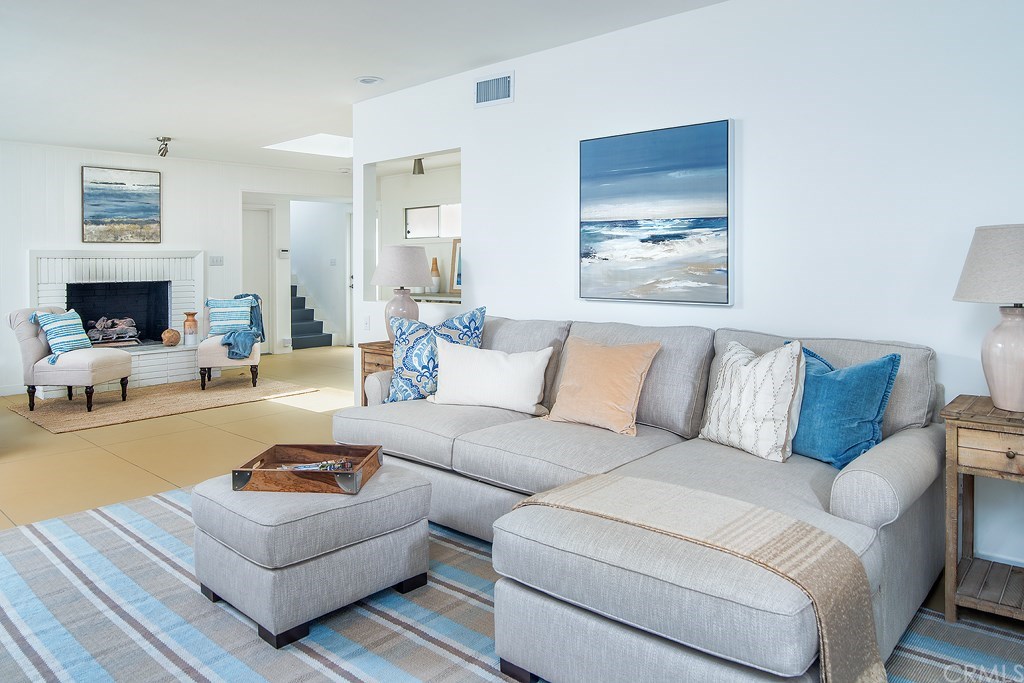 34 58th Place Long Beach, CA 90803 - Photo 4 of 27