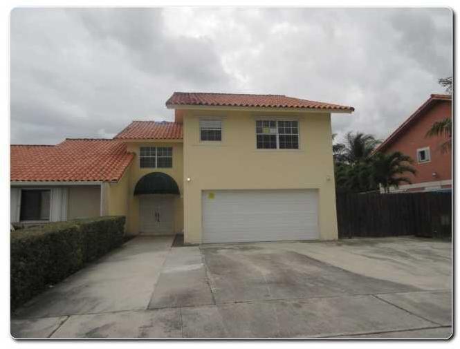 12432 Southwest 11th Terrace, Unit B Miami, FL 33184 - Photo 1 of 19