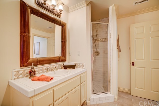 5902 Claridge Drive Riverside, CA 92506 - Photo 48 of 65