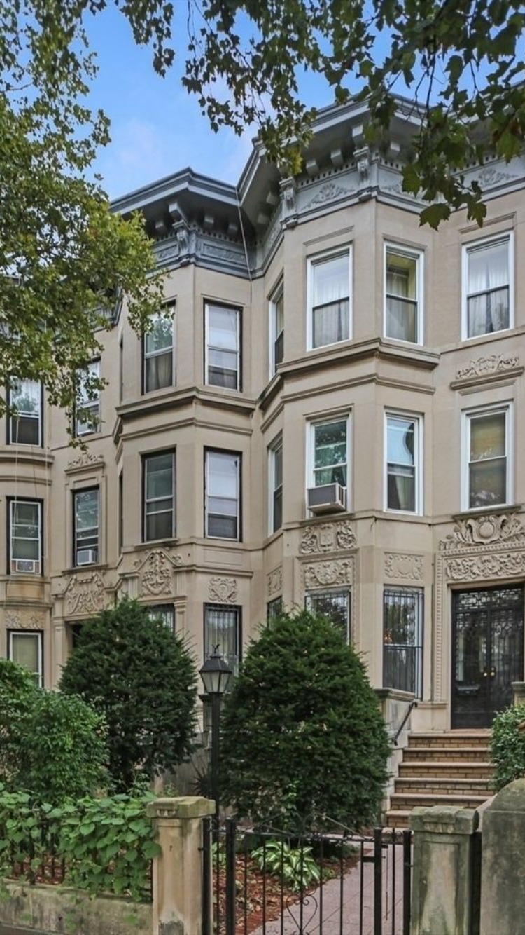 901 Saint Marks Avenue Brooklyn, NY 11213 - Photo 33 of 34