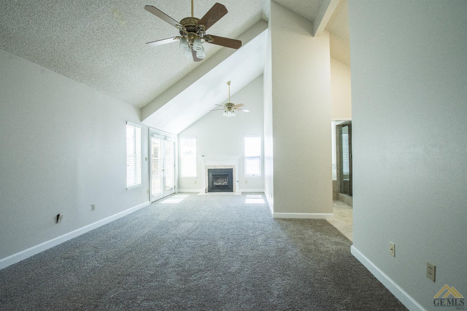 2501 Mountain Oak Road Bakersfield, CA 93311 - Photo 18 of 20