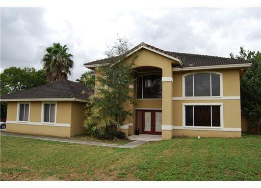 4921 Southwest 186th Avenue Southwest Ranches, FL 33332 - Photo 1 of 11 Gallery Image 1
