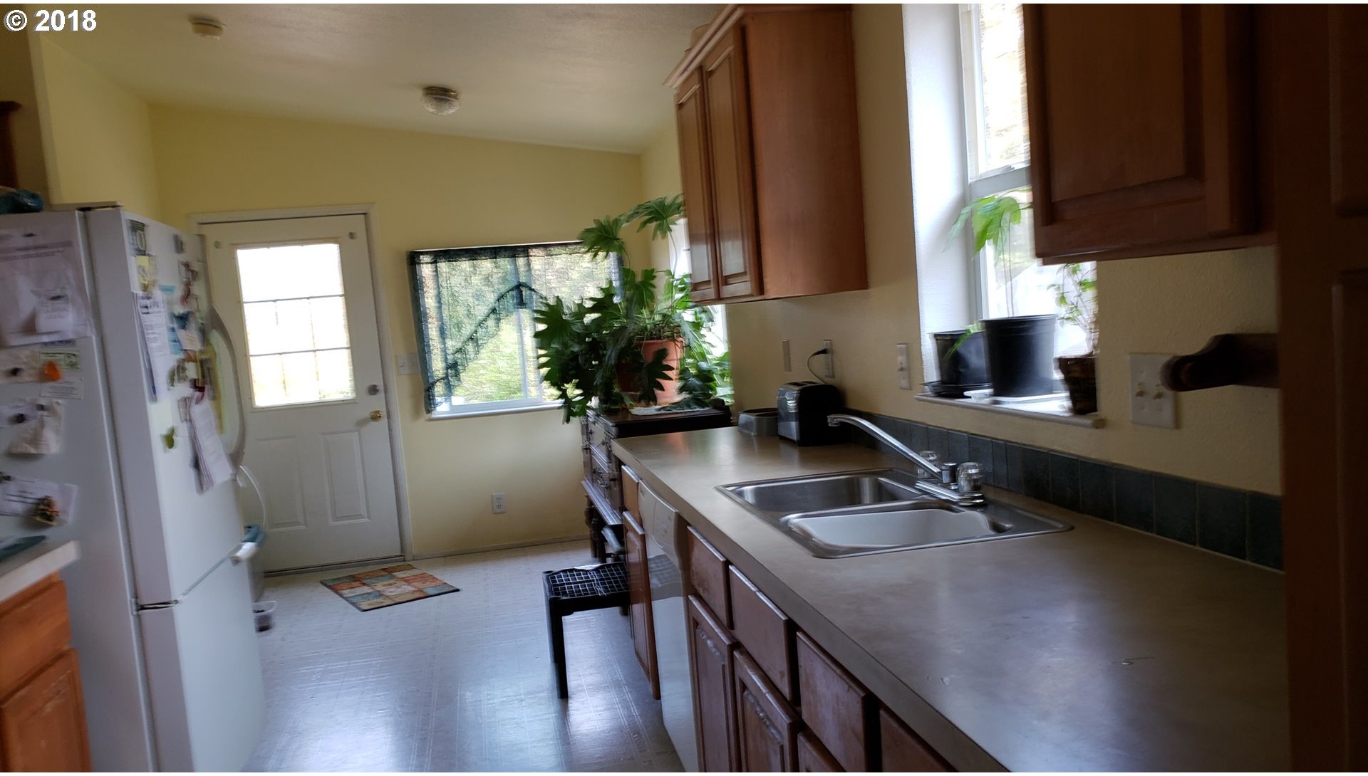 58375 Fairview Road Coquille, OR 97423 - Photo 4 of 22 Gallery Image 4