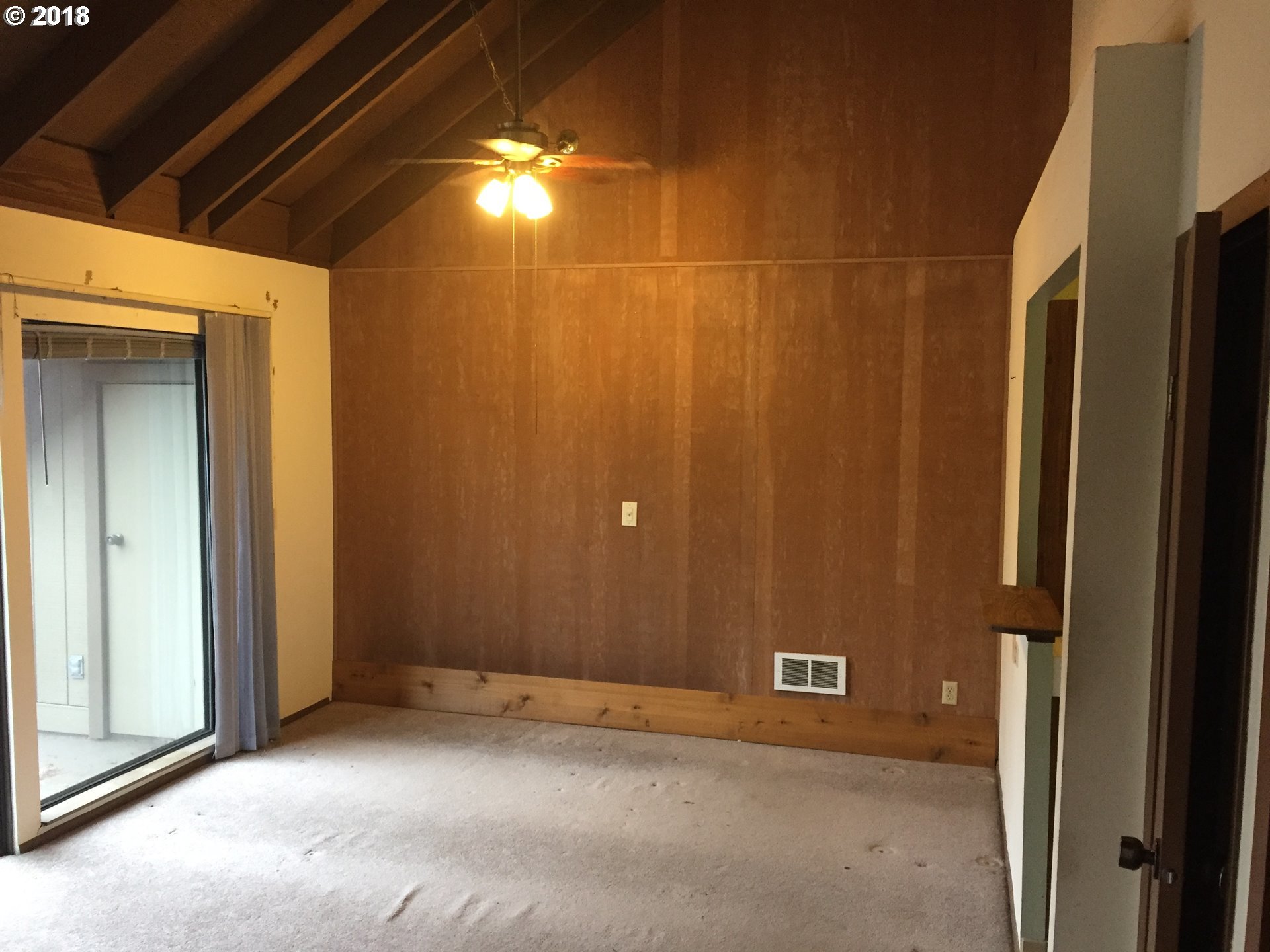 7710 Southwest Barnes Road Portland, OR 97225 - Photo 4 of 20 Gallery Image 4