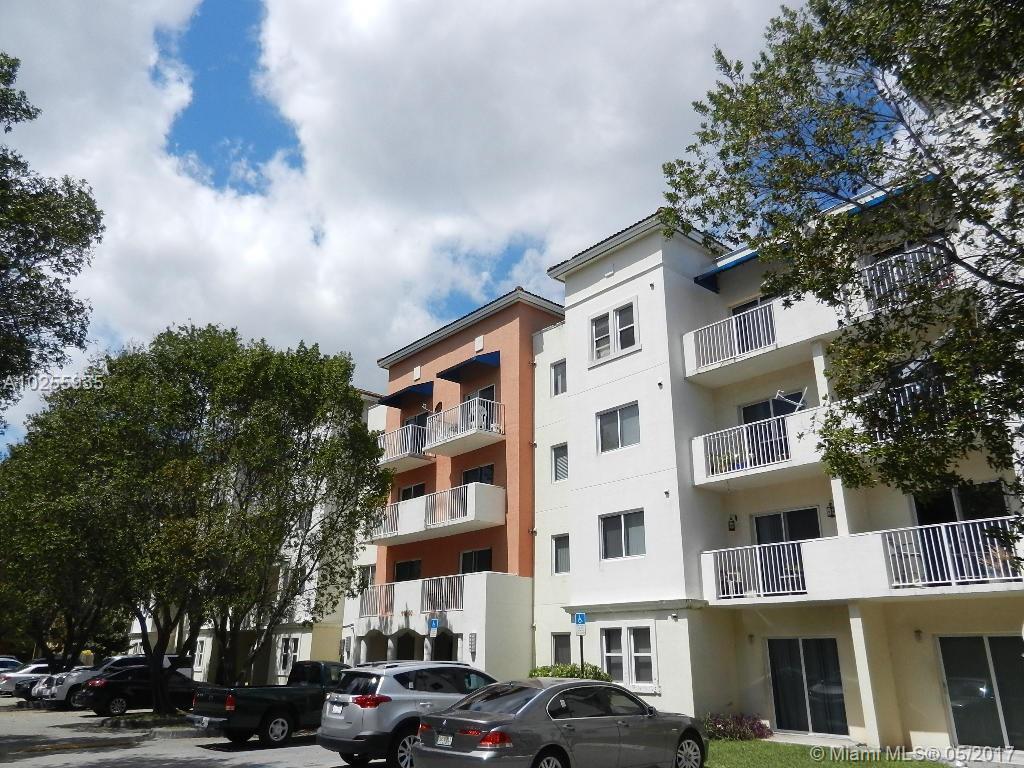 11040 Southwest 196th Street, Unit 412 Cutler Bay, FL 33157 - Photo 2 of 20