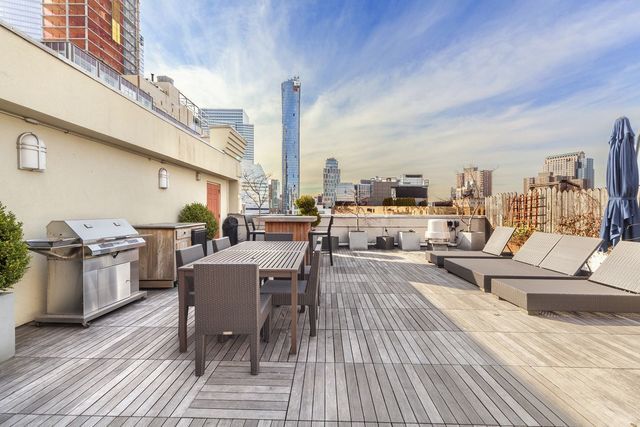 $1,475,000 | 25 Murray Street, Unit 3K | TriBeCa