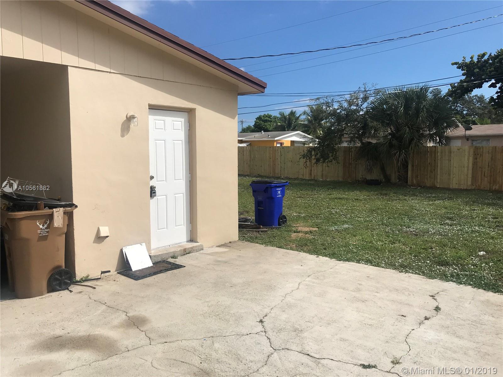 324 Northwest 3rd Street Deerfield Beach, FL 33441 - Photo 8 of 9