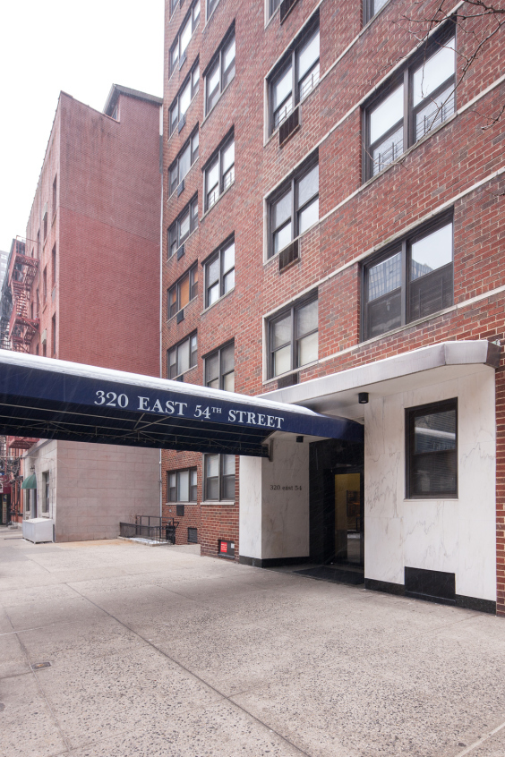 320 E 54th St, Manhattan, NY 10022 - Photo 4 of 5