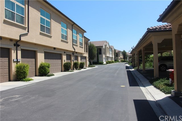 74 Rose Arch Irvine, CA 92620 - Photo 5 of 26