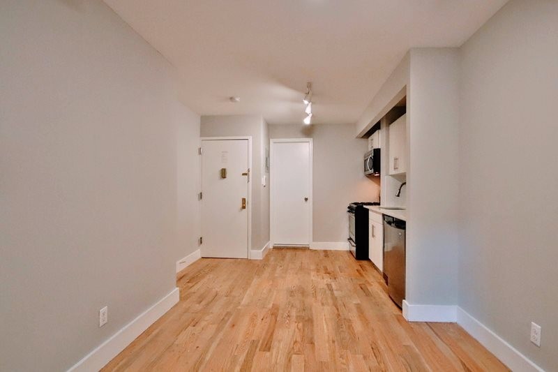 122 East 7th Street, Unit 2RE Manhattan, NY 10009 - Photo 4 of 9