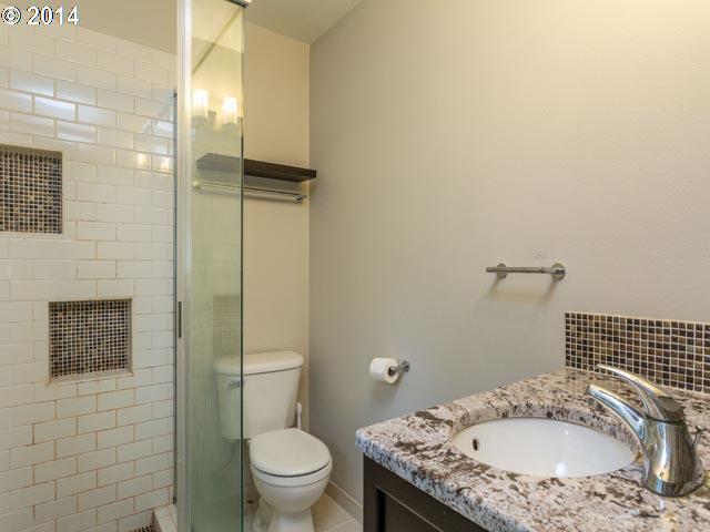 7821 Southwest Ruby Terrace Portland, OR 97219 - Photo 14 of 16
