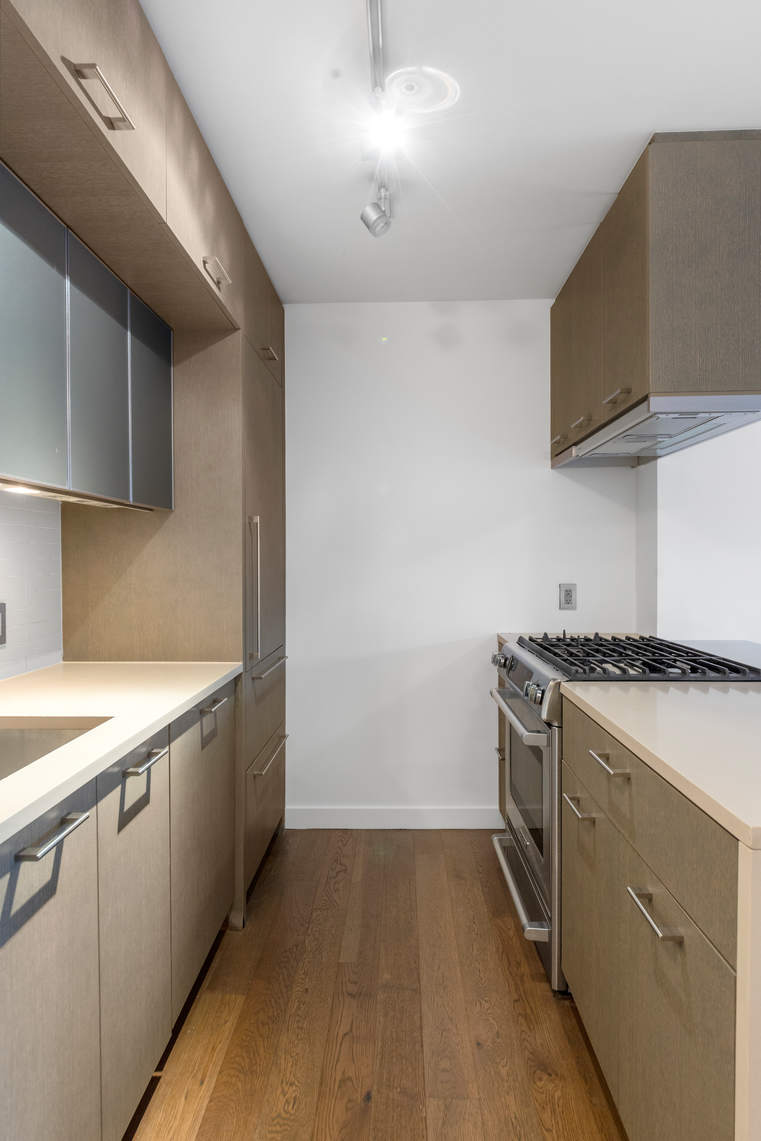 225 Rector Place, Unit 7M Manhattan, NY 10280 - Photo 5 of 13