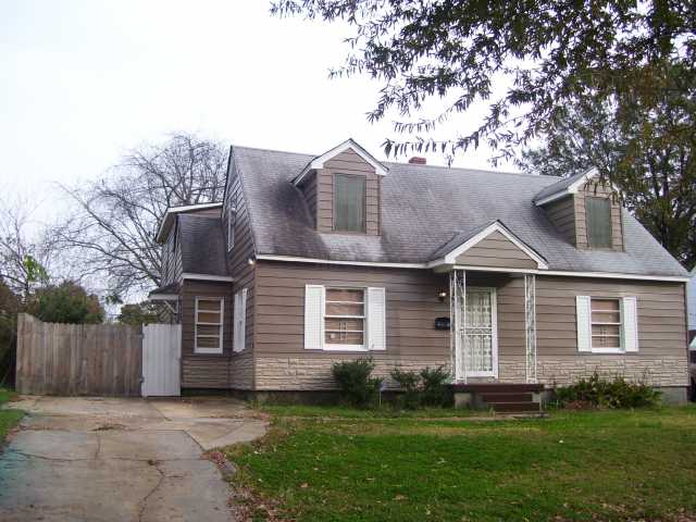 1478 Railton Road Memphis, TN 38111 - Photo 2 of 12
