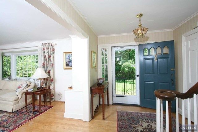 51 Dryden Road Montclair, NJ 07043 - Photo 2 of 24