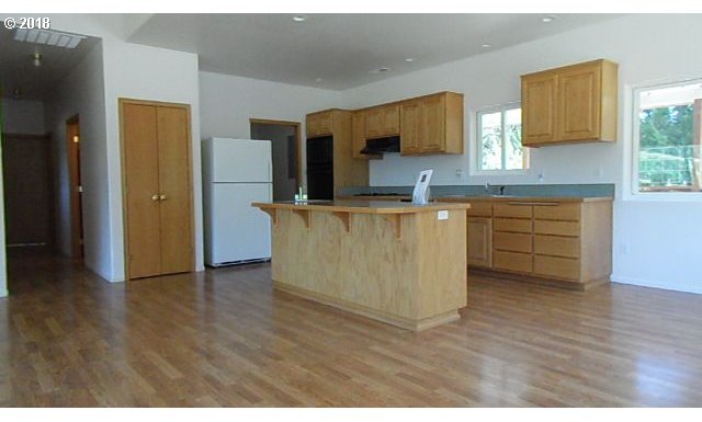 9026 South Myrtle Road Myrtle Creek, OR 97457 - Photo 16 of 22 Gallery Image 16