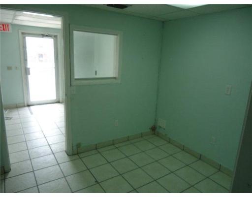 2491 Northwest 7th Street Miami, FL 33125 - Photo 11 of 13