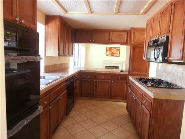 10251 Greenleaf Road Spring Valley, CA 91977 - Photo 8 of 25