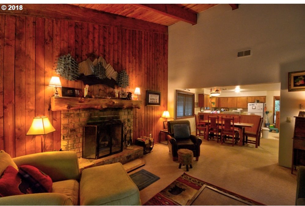 72910 East Village Loop Road Rhododendron, OR 97049 - Photo 5 of 32