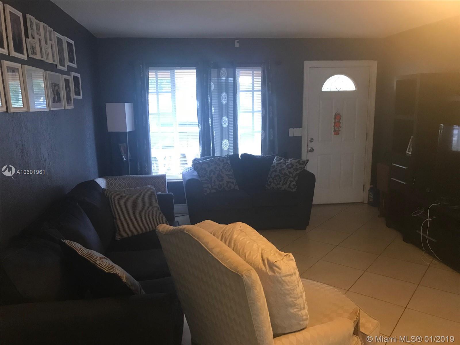 3110 Northeast 9th Terrace Pompano Beach, FL 33064 - Photo 6 of 13