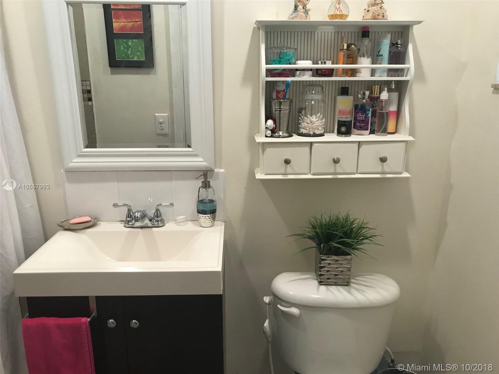 20510 Marlin Road Cutler Bay, FL 33189 - Photo 13 of 22 Gallery Image 13