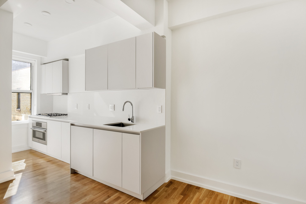 301 East 21st Street, Unit 16H Manhattan, NY 10010 - Photo 2 of 11