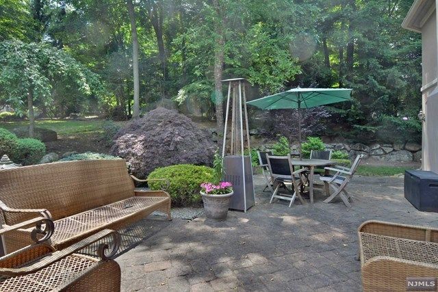 45 Hampshire Road Mahwah, NJ 07430 - Photo 23 of 25