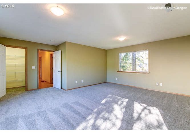 11940 Northwest Tyler Court Portland, OR 97229 - Photo 14 of 29