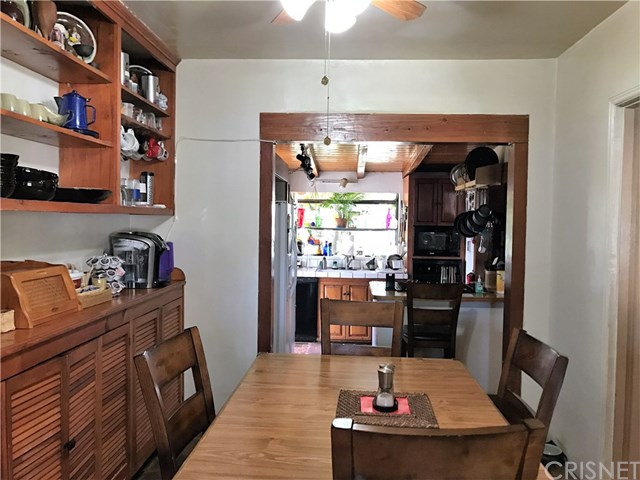 3061 Highview Avenue Altadena, CA 91001 - Photo 3 of 17