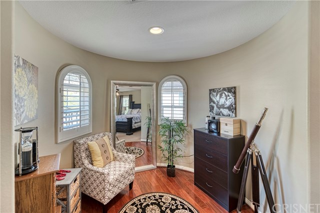 25935 Royal Oaks Road Stevenson Ranch, CA 91381 - Photo 31 of 63