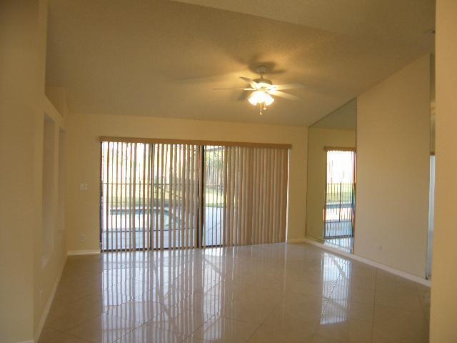 22572 Blue Fin Trail Boca Raton, FL 33428 - Photo 4 of 23