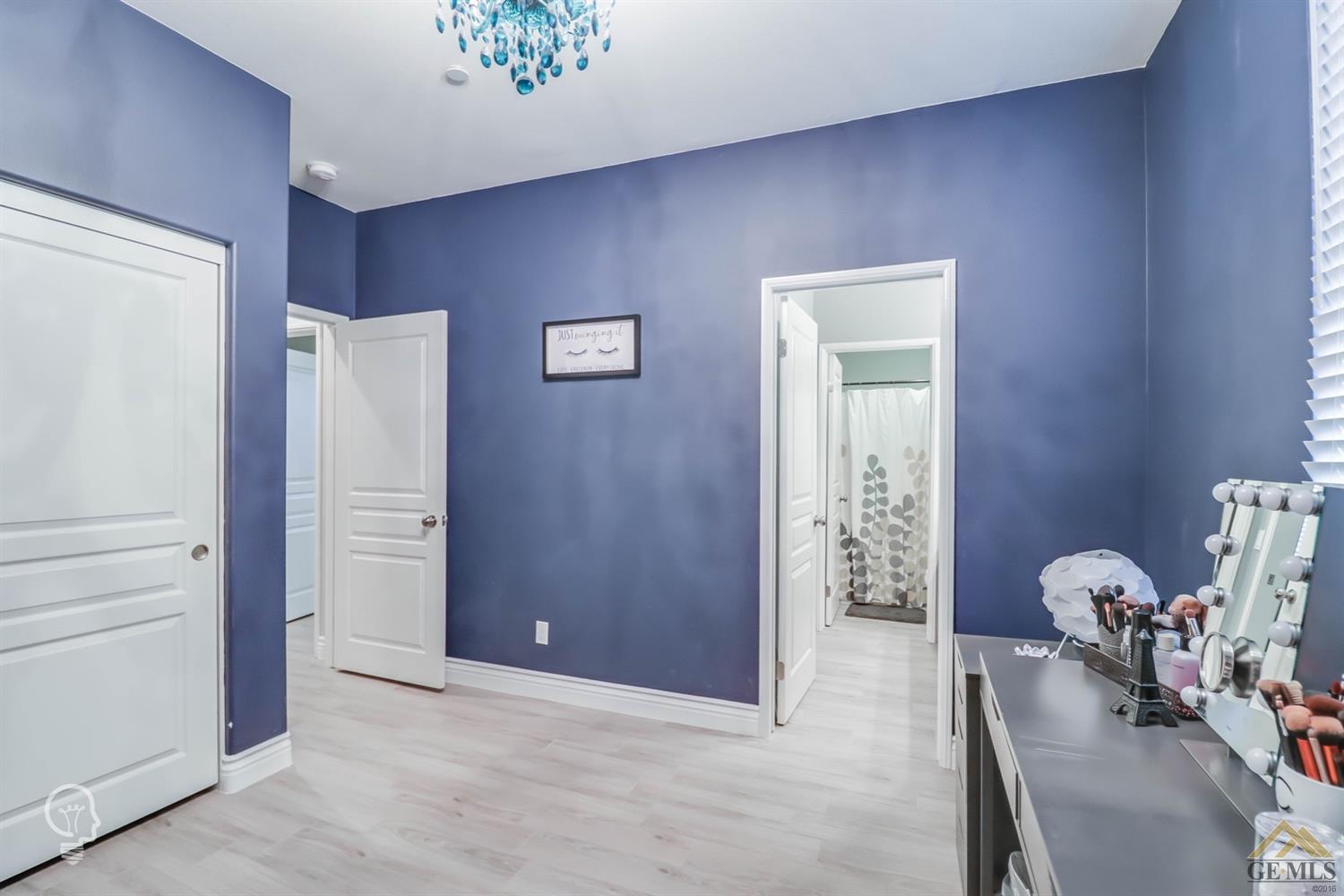 10815 Mountainside Drive Bakersfield, CA 93306 - Photo 20 of 35