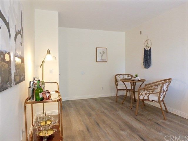 $390,000 | 1449 East 3rd Street, Unit 201, Long Beach, CA 90802