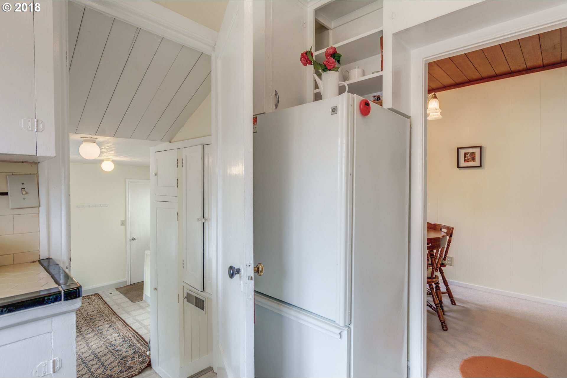 1201 Northeast Faloma Road Portland, OR 97211 - Photo 8 of 32 Gallery Image 8