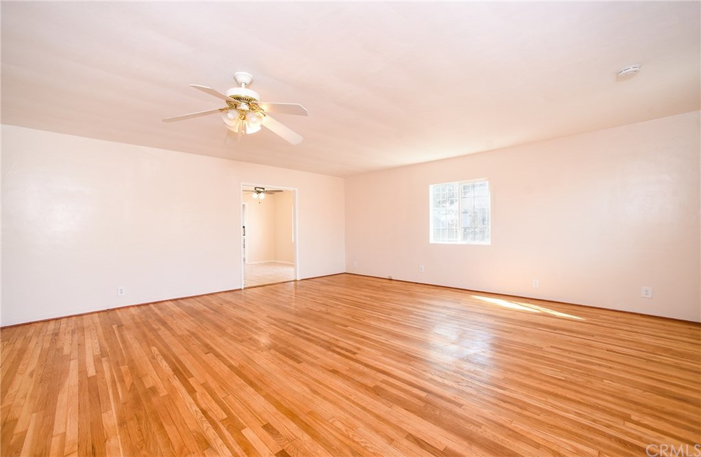 112 East Maple Street Compton, CA 90220 - Photo 2 of 23