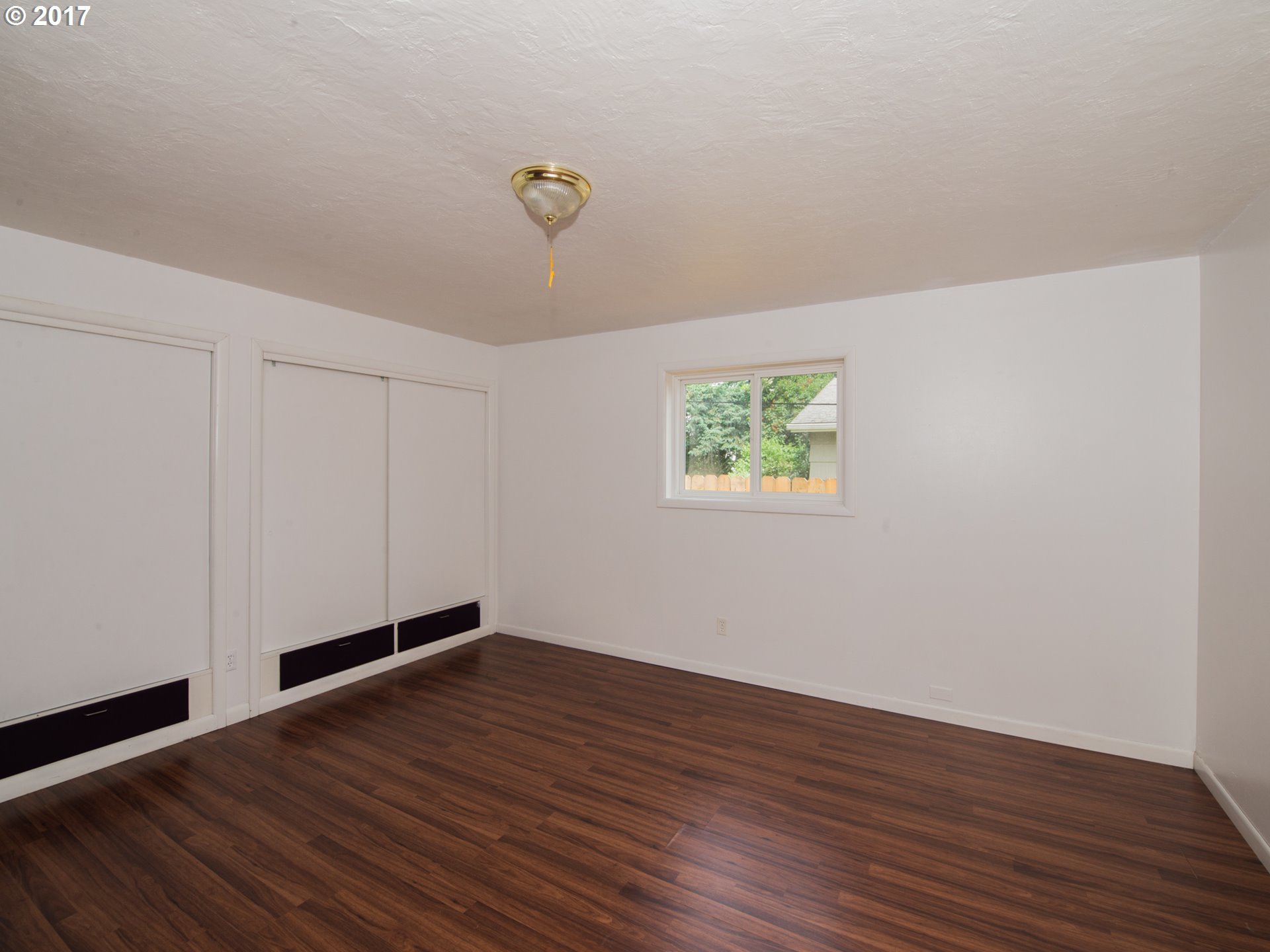 6523 Southeast 84th Avenue Portland, OR 97266 - Photo 6 of 18