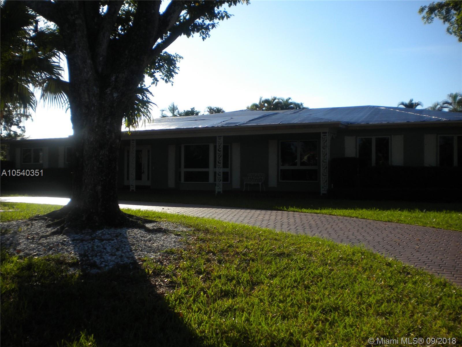 6890 Winged Foot Drive Hialeah, FL 33015 - Photo 2 of 2