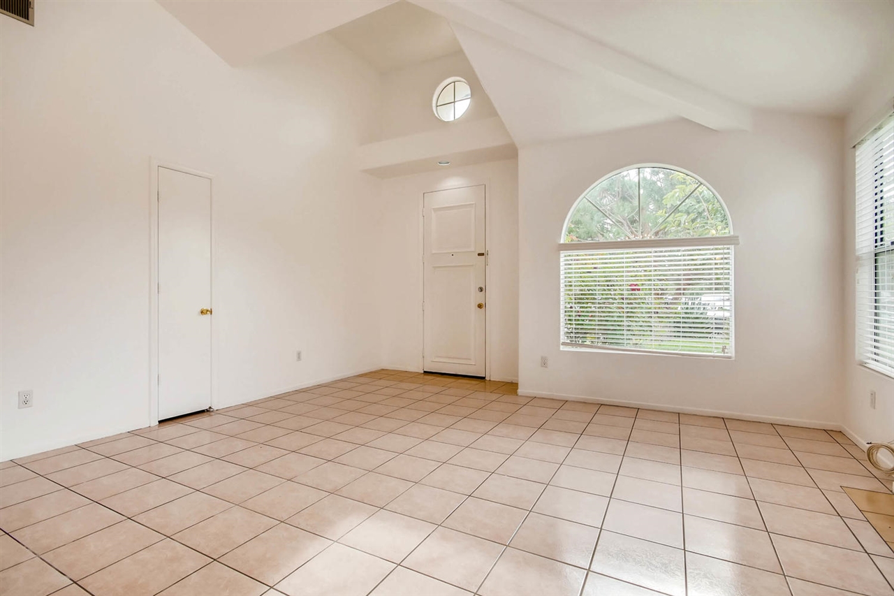 3670 La Mirada Drive San Marcos, CA 92078 - Photo 6 of 25