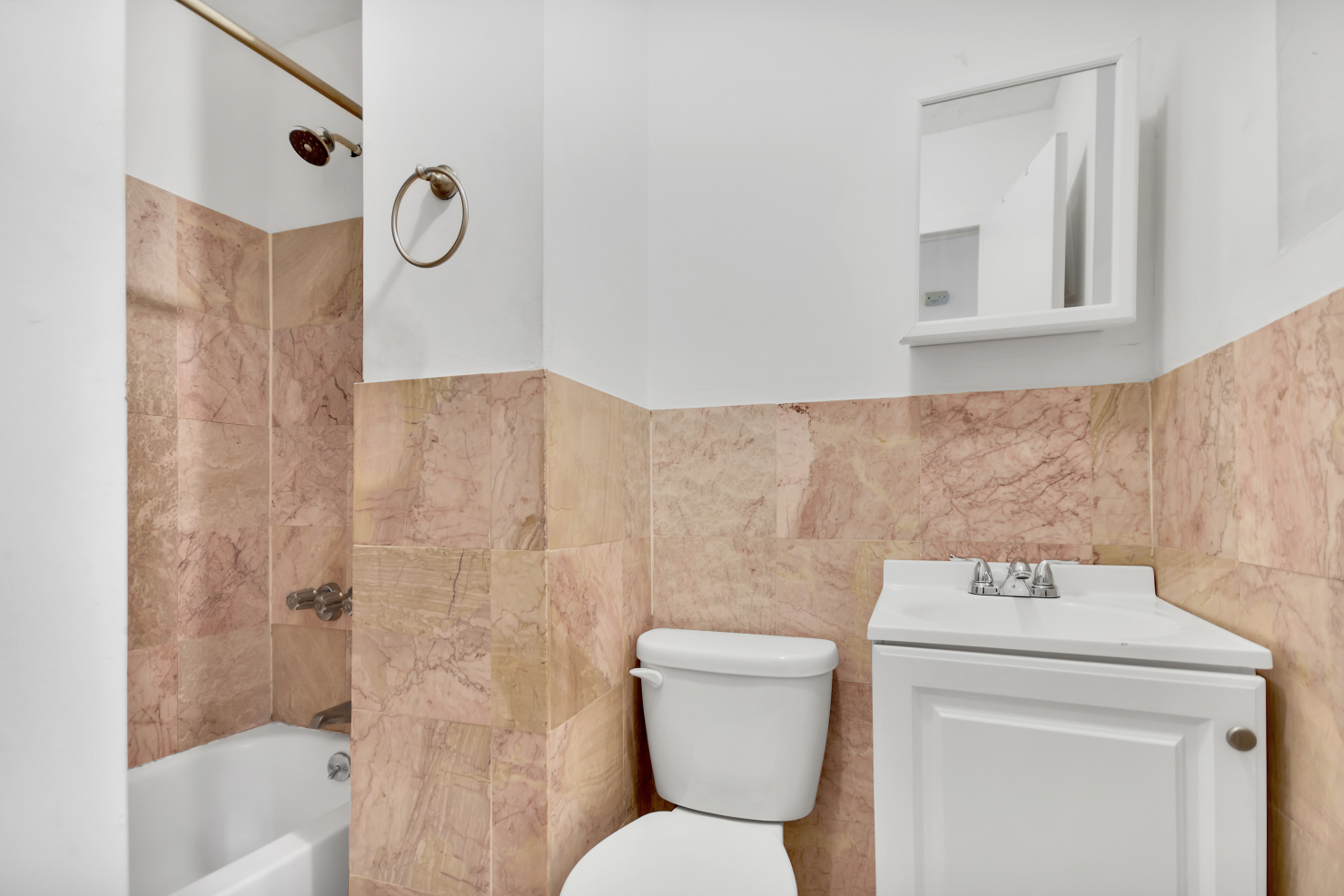 416 East 71st Street, Unit 9 Manhattan, NY 10021 - Photo 7 of 7