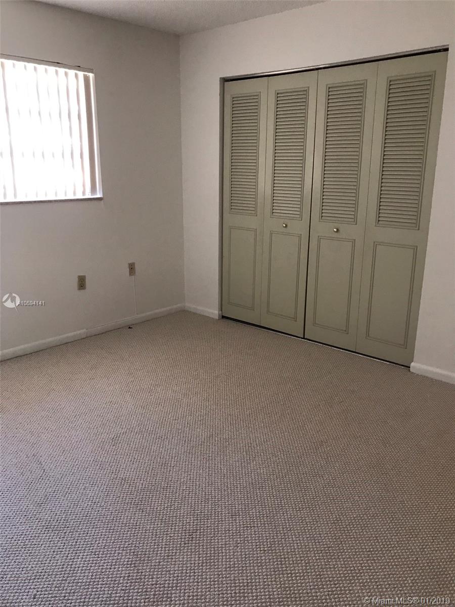 1210 Southwest 76th Court Miami, FL 33144 - Photo 8 of 23